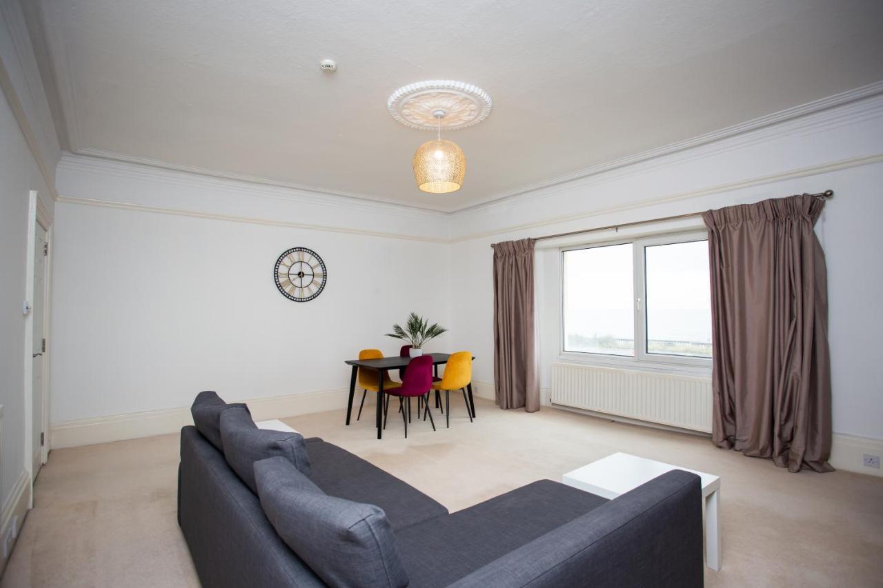 Roker Sea Front Apartments By #Shortstaysaway Sunderland  Exterior photo