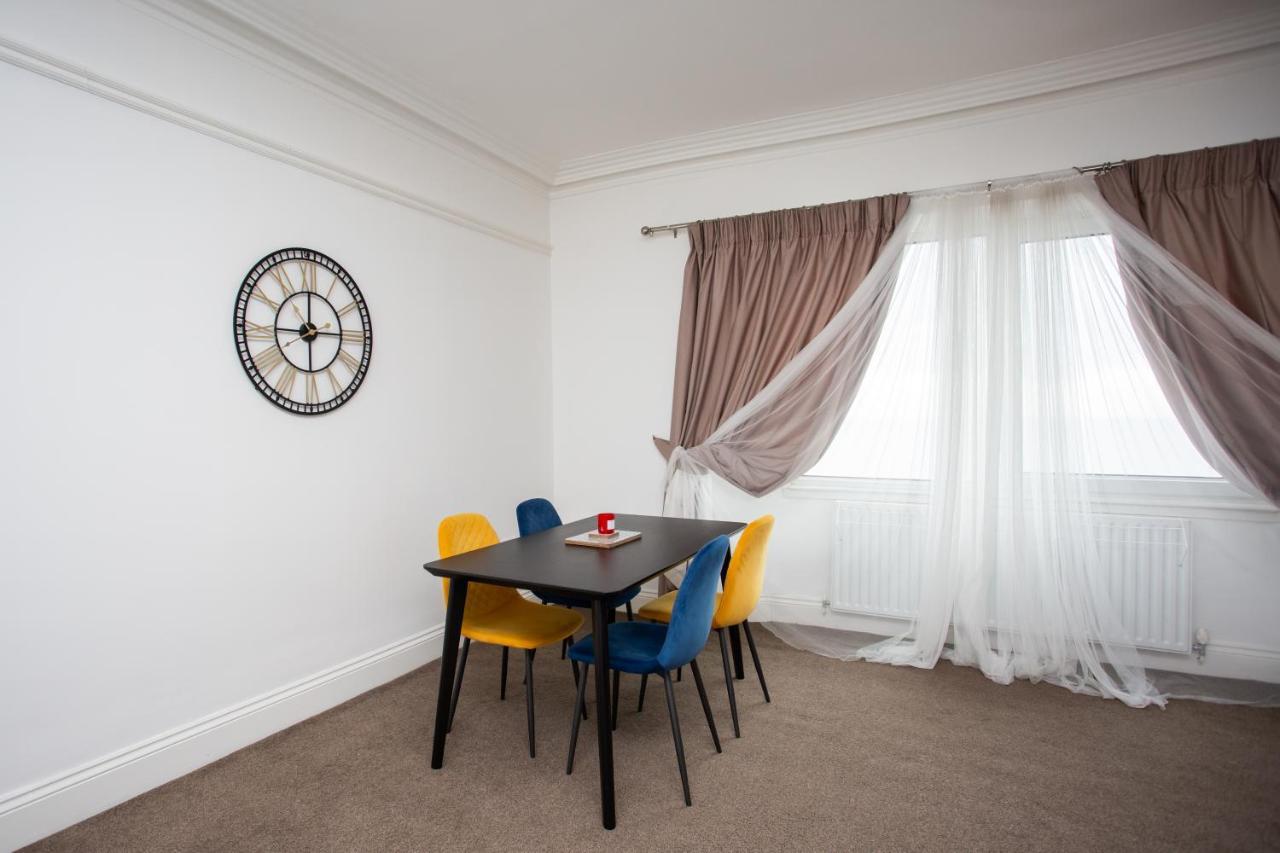 Roker Sea Front Apartments By #Shortstaysaway Sunderland  Exterior photo
