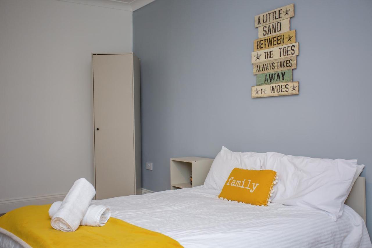 Roker Sea Front Apartments By #Shortstaysaway Sunderland  Exterior photo