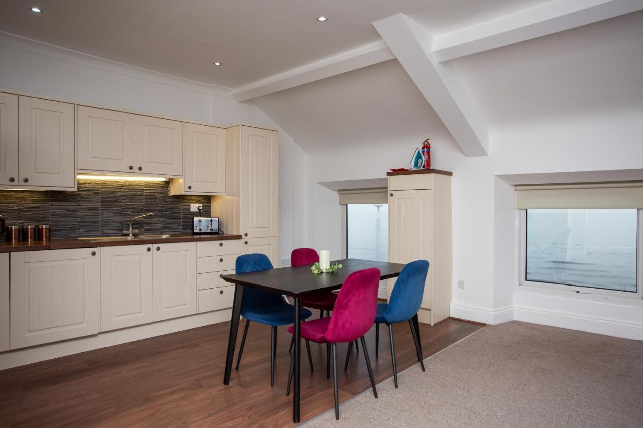 Roker Sea Front Apartments By #Shortstaysaway Sunderland  Exterior photo